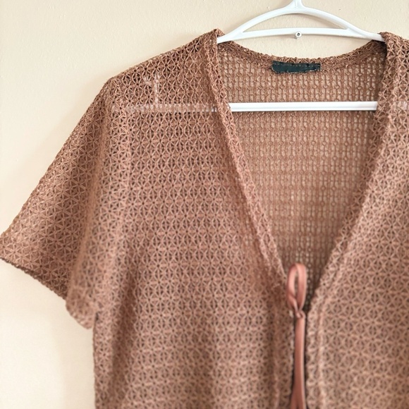 4/$10🎄Vintage Brown Crotchet Short Sleeve Tie Front Cardigan - Picture 4 of 13